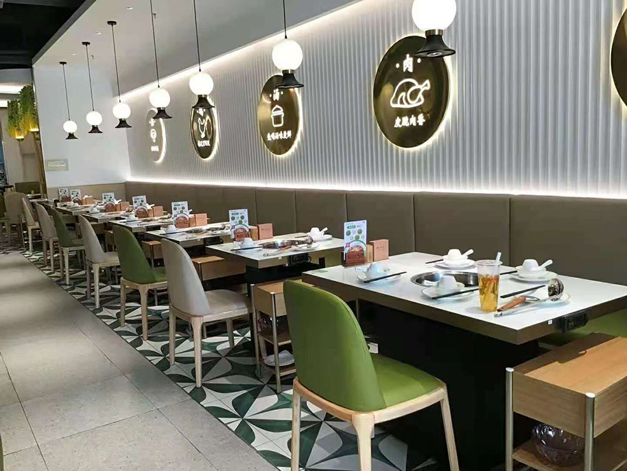 GUGU豬肚雞桌椅卡座