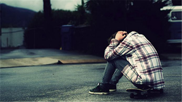 美華裔開餐館卻遭合伙人刁難 按時上班卻變免費(fèi)打工