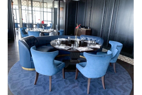 大理石火鍋?zhàn)罒o疑使開火鍋店的必備餐桌