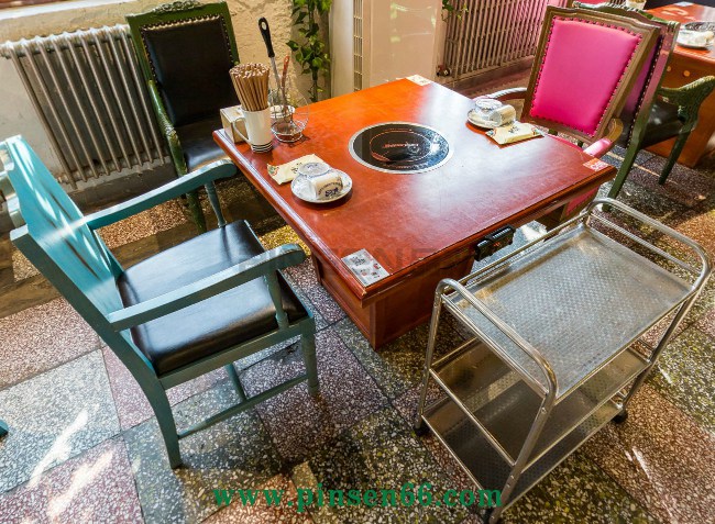 實木火鍋桌 實木火鍋桌